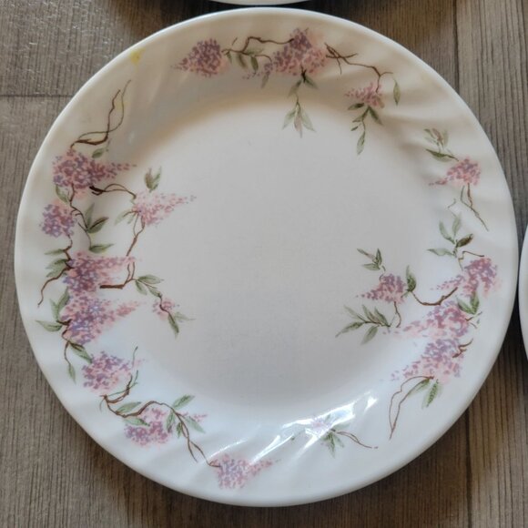 Corelle Wisteria Salad Plates 7" Inch Set Of 4 Made In USA Vintage Floral Design - Picture 2 of 4